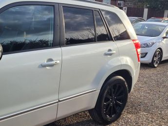 Suzuki Grand Vitara 2.4 VVT SZ5 Auto 4WD Euro 5 5dr