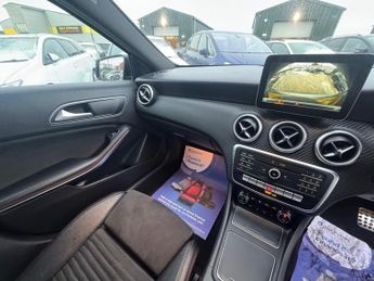Mercedes-Benz A Class 2.1 A200d AMG Line 7G-DCT Euro 6 (s/s) 5dr