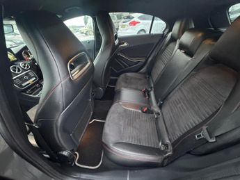 Mercedes-Benz A Class 2.1 A200d AMG Line 7G-DCT Euro 6 (s/s) 5dr