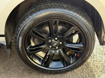 Land Rover Range Rover Velar 3.0 SD6 V6 R-Dynamic SE Auto 4WD Euro 6 (s/s) 5dr