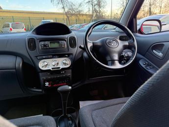 Toyota Yaris Verso 1.3 VVT-i T3 5dr