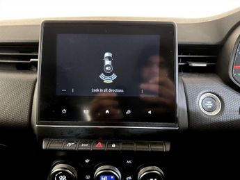 Renault Clio 1.0 TCe Iconic Hatchback 5dr Petrol Manual Euro 6 (s/s) (90 ps)