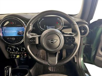 MINI Electric Hatch Cooper SE 32.6kWh Level 2 Hatchback 3dr Electric Auto (184 ps)