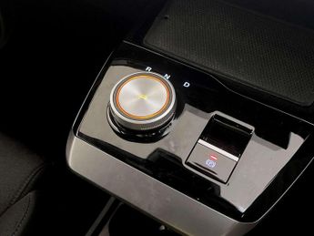 MG MG4 64kWh SE Long Range Hatchback 5dr Electric Auto (203 ps)