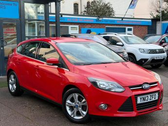 Ford Focus 1.6 TDCi Zetec Hatchback 5dr Diesel Manual Euro 5 (s/s) (115 ps)
