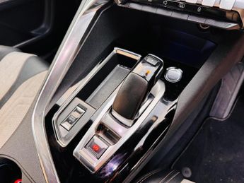 Peugeot 3008 1.6 13.2kWh GT e-EAT Euro 6 (s/s) 5dr