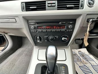 BMW 3 Series 2.0 318i ES Steptronic Euro 5 4dr