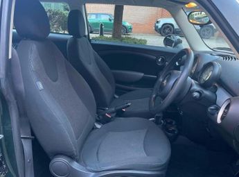 MINI Hatch 1.6 Cooper Steptronic Euro 5 3dr