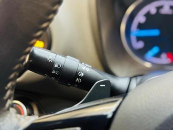 Toyota Yaris 1.5 VVT-i Icon Tech CVT Euro 6 5dr