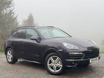 Porsche Cayenne 4.2 TD V8 S SUV 5dr Diesel TiptronicS 4WD Euro 5 (s/s) (382 ps)