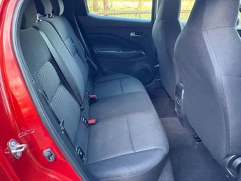 Nissan Juke 1.0 DIG-T Acenta Premium DCT Auto Euro 6 (s/s) 5dr