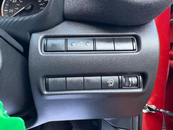 Nissan Juke 1.0 DIG-T Acenta Premium DCT Auto Euro 6 (s/s) 5dr