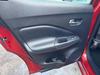 Nissan Juke 1.0 DIG-T Acenta Premium DCT Auto Euro 6 (s/s) 5dr