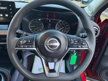 Nissan Juke 1.0 DIG-T Acenta Premium DCT Auto Euro 6 (s/s) 5dr