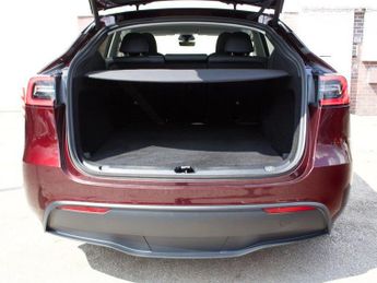 Tesla Model Y (Dual Motor) Performance Auto 4WDE 5dr