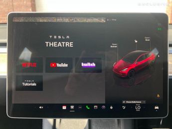 Tesla Model Y (Dual Motor) Performance Auto 4WDE 5dr