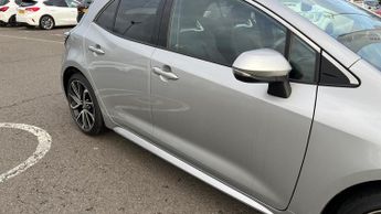Toyota Corolla 1.8 VVT-h Excel CVT Euro 6 (s/s) 5dr