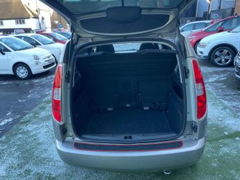 Skoda Roomster 1.2 TSI SE DSG Euro 5 5dr