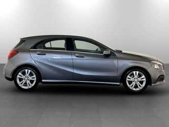 Mercedes-Benz A Class 1.6 A180 Sport (Executive) Hatchback 5dr Petrol Manual Euro 6 (s