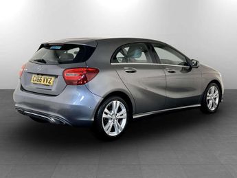 Mercedes-Benz A Class 1.6 A180 Sport (Executive) Hatchback 5dr Petrol Manual Euro 6 (s