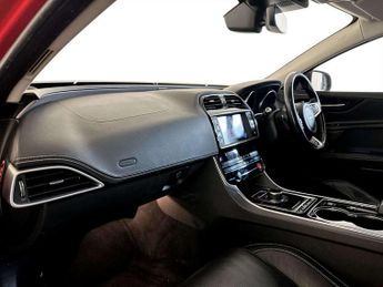 Jaguar XE 2.0d R-Sport Saloon 4dr Diesel Auto Euro 6 (s/s) (180 ps)