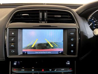 Jaguar XE 2.0d R-Sport Saloon 4dr Diesel Auto Euro 6 (s/s) (180 ps)