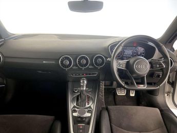 Audi TT 1.8 TFSI Black Edition Coupe 3dr Petrol S Tronic Euro 6 (s/s) (1