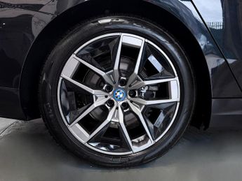 BMW i5 i5 eDrive40 Sport Edition Touring