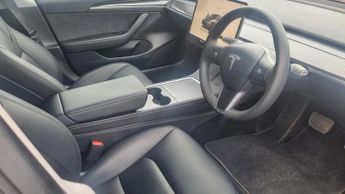 TESLA MODEL 3 ELECTRIC SALOON MODEL 3 4DR Automatic