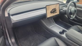 TESLA MODEL 3 ELECTRIC SALOON MODEL 3 4DR Automatic