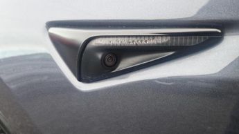 TESLA MODEL 3 ELECTRIC SALOON MODEL 3 4DR Automatic