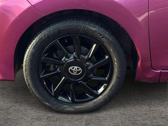 Toyota AYGO 1.0 VVT-i x-cite Hatchback 5dr Petrol x-shift Euro 6 (Safety Sen