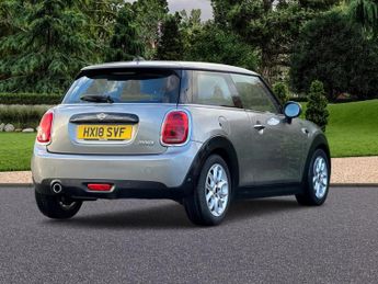 MINI Hatch 1.5 Cooper Steptronic Euro 6 (s/s) 3dr