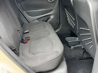 Renault Captur 1.5 dCi Dynamique S MediaNav EDC Euro 5 5dr