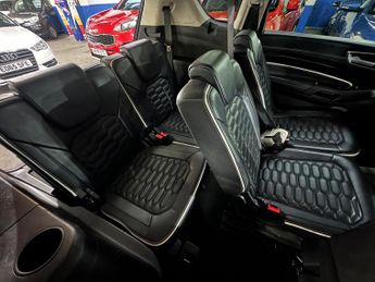 Ford S-Max 2.0T EcoBoost Vignale MPV 5dr Petrol Auto Euro 6 (s/s) (240 ps)