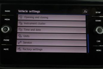 Volkswagen T-Roc 1.0 TSI S Euro 6 (s/s) 5dr