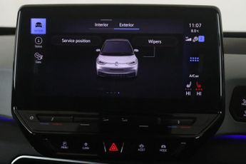 Volkswagen ID.3 Pro 58kWh Family Auto 5dr