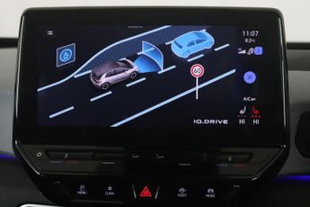 Volkswagen ID.3 Pro 58kWh Family Auto 5dr