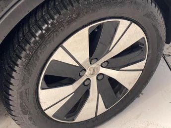 Volvo XC40 1.5h T4 Recharge 10.7kWh Plus Auto Euro 6 (s/s) 5dr