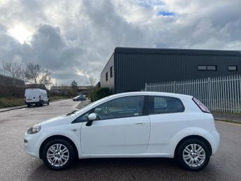 Fiat Punto 1.2 Easy Manual Euro 5 3dr