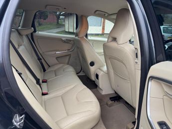 Volvo XC60 2.0 D4 SE Nav Geartronic Euro 6 (s/s) 5dr