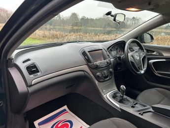 Vauxhall Insignia 2.0 CDTi ecoFLEX Design Nav Euro 5 (s/s) 5dr