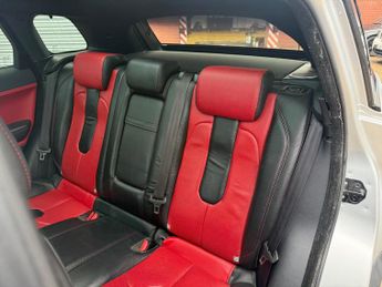 Land Rover Range Rover Evoque 2.2 SD4 Dynamic SUV 5dr Diesel Auto 4WD Euro 5 (190 ps)