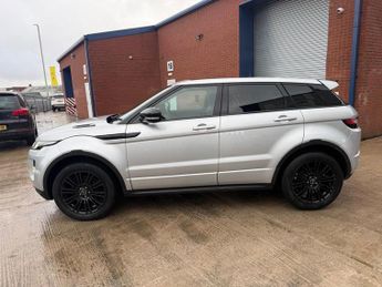 Land Rover Range Rover Evoque 2.2 SD4 Dynamic SUV 5dr Diesel Auto 4WD Euro 5 (190 ps)