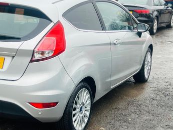 Ford Fiesta 1.6 Titanium Powershift Euro 5 3dr