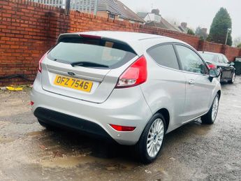 Ford Fiesta 1.6 Titanium Powershift Euro 5 3dr
