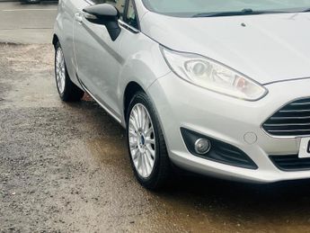 Ford Fiesta 1.6 Titanium Powershift Euro 5 3dr