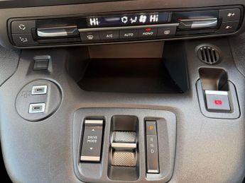 VAUXHALL COMBO LIFE ULTIMATE M