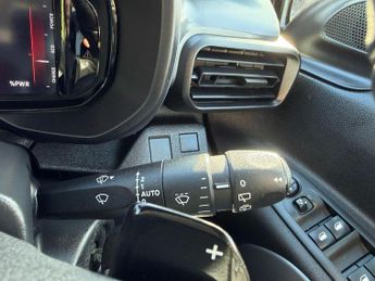 VAUXHALL COMBO LIFE ULTIMATE M