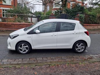 Toyota Yaris 1.5 VVT-h Icon E-CVT Euro 6 5dr